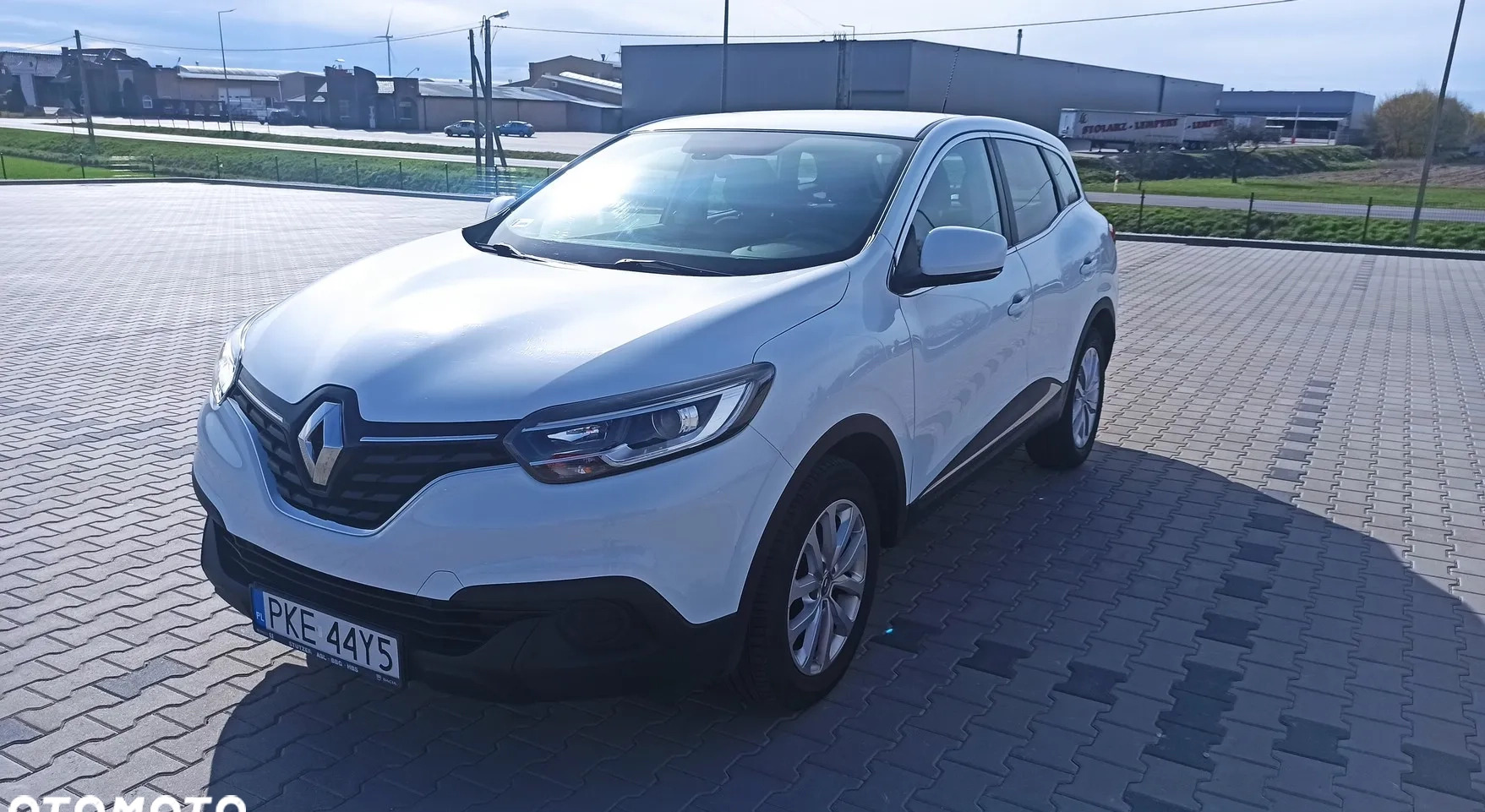 Renault Kadjar cena 48900 przebieg: 77900, rok produkcji 2016 z Kępno małe 596